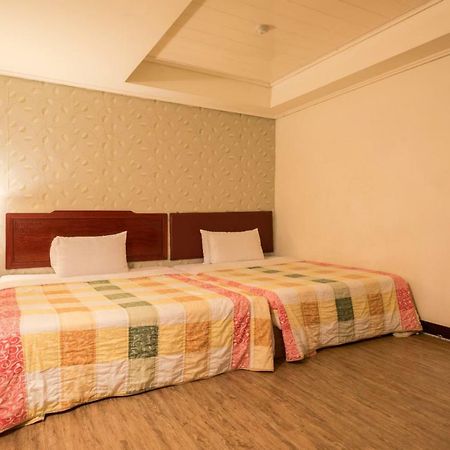 Galaxy Hotel Taichung Luaran gambar