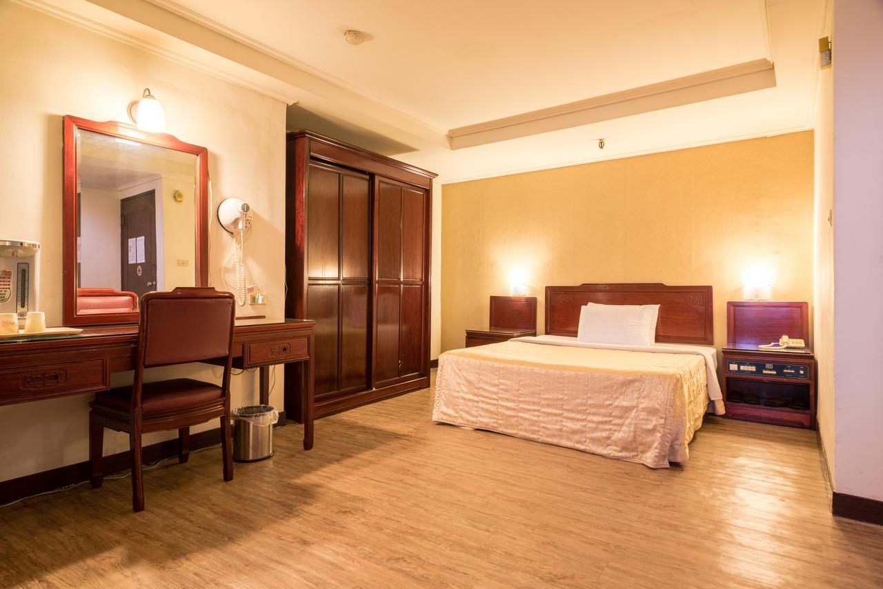 Galaxy Hotel Taichung Luaran gambar