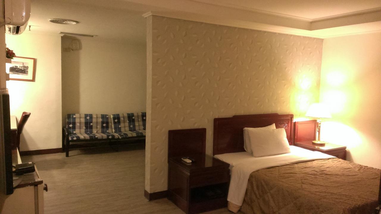 Galaxy Hotel Taichung Luaran gambar
